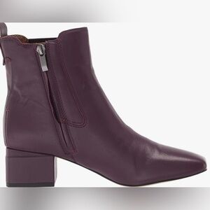 NWOT 8.5 Plum Franco Sarto Ankle Boot